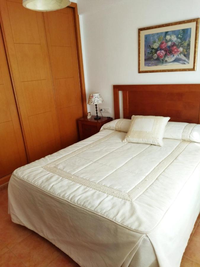 Apartamento Tranquilo Con 3 Dormitorios Кадис Екстериор снимка